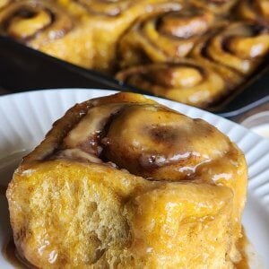 sourdough pumpkin cinnamon rolls