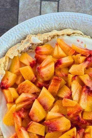 Fresh Peach Pie with Soda Cracker Crust